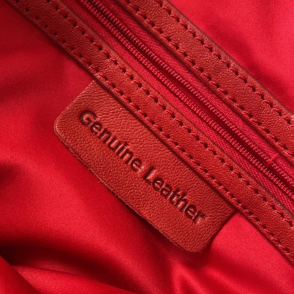 Red genuine Leather Women's top handle tote Bag - Picture 8 of 13